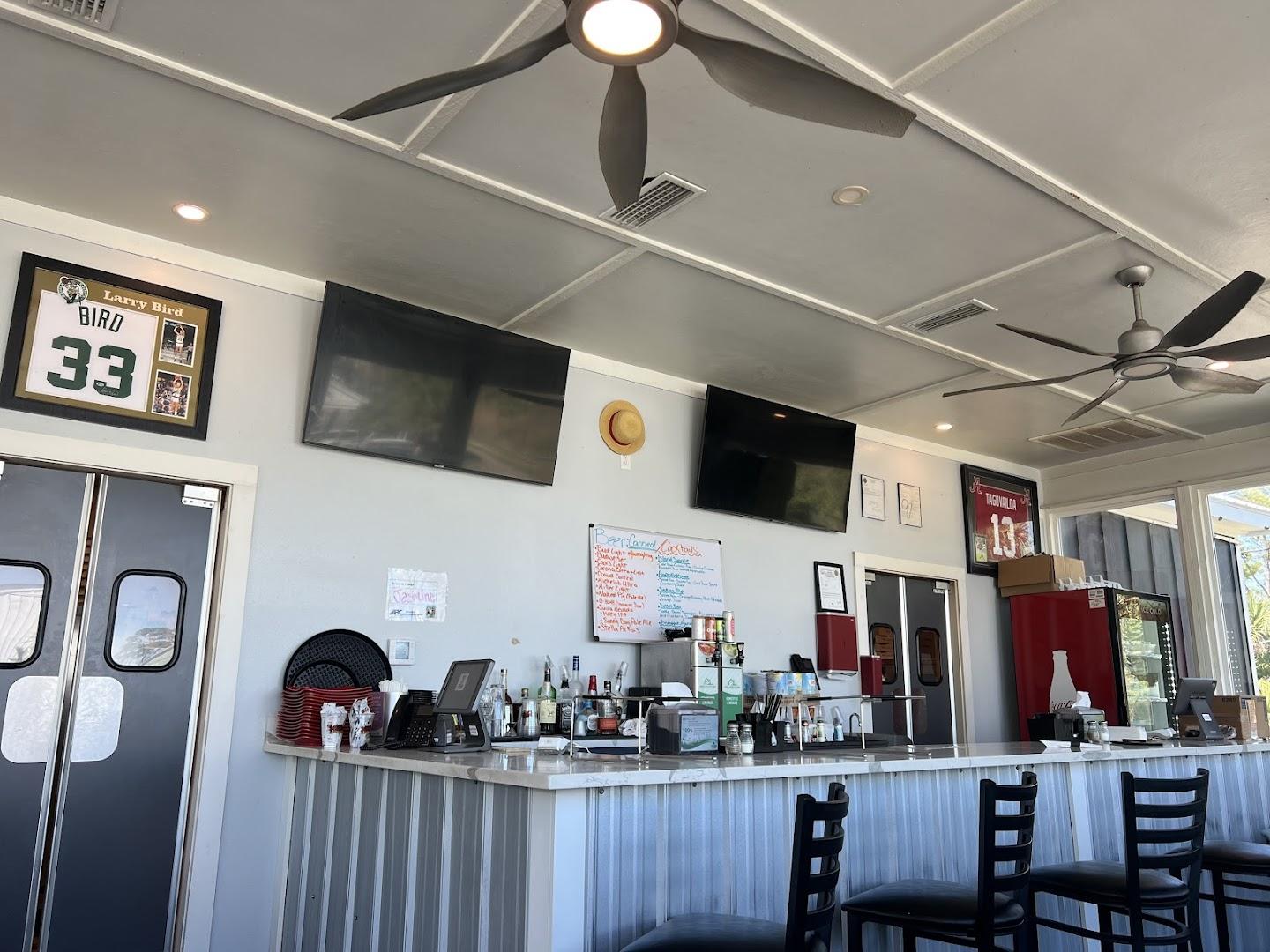Pirate's Pizza and Wings